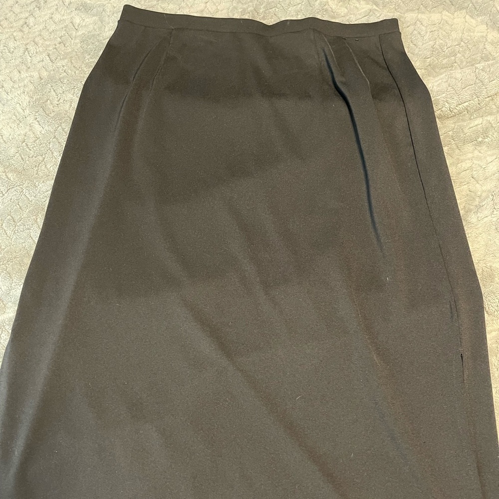 Venezia Black Straight Long Skirt With 2 Side Slits. Never Worn. Size 14/16
